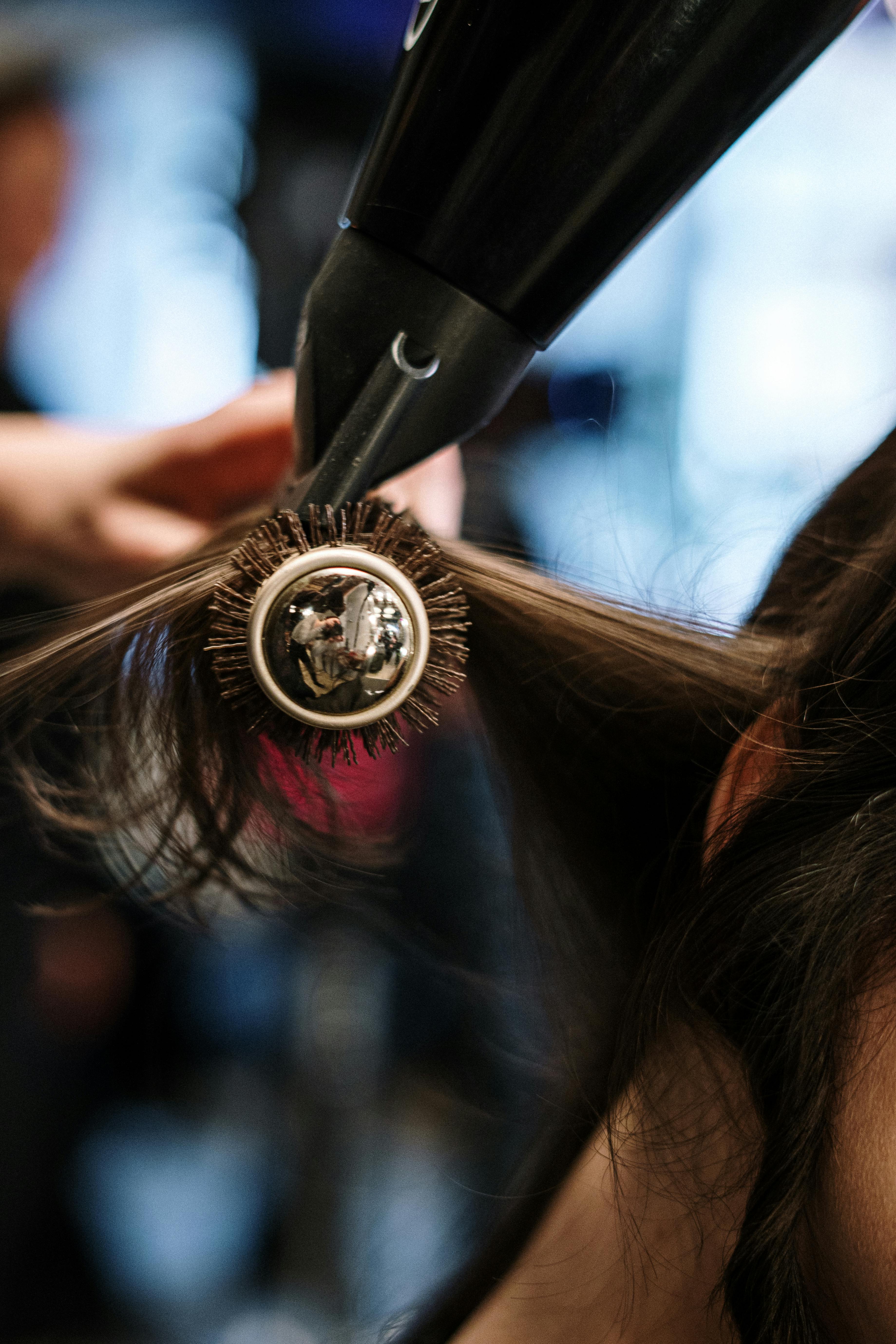 Textured crop hairstyle with modern finish